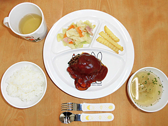 給食